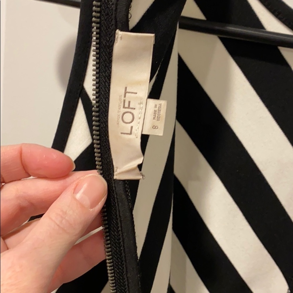 LOFT Sexy Striped Sleeveless Sheath Dress EUC - Picture 8 of 9